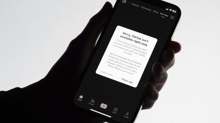 Trump, TikTok’un ABD’de yeniden başlatılmasına ilişkin kararname çıkaracağını duyurdu