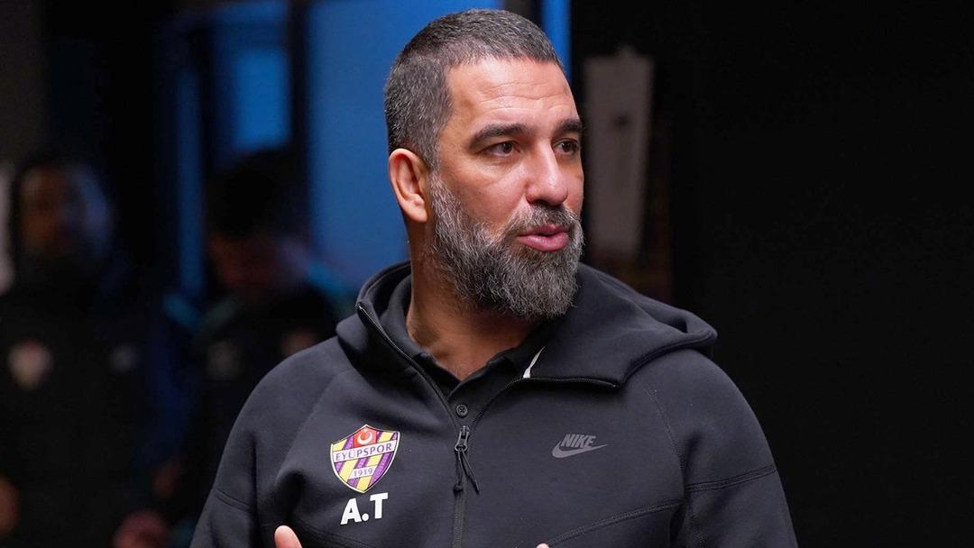 Arda-Taran-Shakhtar-Donetsk-El-Alasma-Sagladi-Irkr