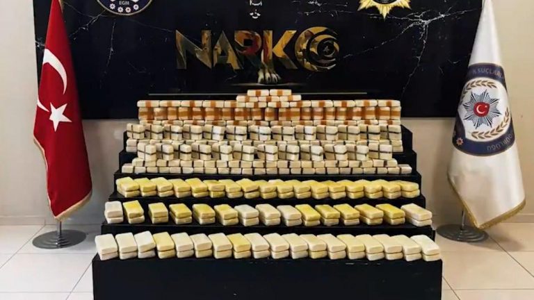 Şanliurfa ve Van’da 311.5 kilo ilaç ele geçirildi