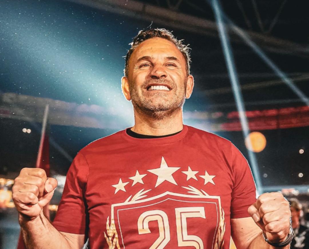 Okan Buruk, Galatasaray resmi olarak canlı ayrımı havada duyurdu! 4