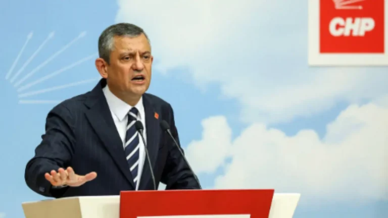 Özgür Özel’e ‘cumhurbaşkanına hakaret’ soruşturması: ‘Korkaklığını tescilledin Erdoğan!’ – Son Dakika Siyaset Haberleri