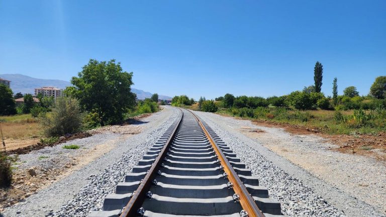 Malatya-Gölbaşı-Narlı-Nurdağı demir yolu hattı açılıyor