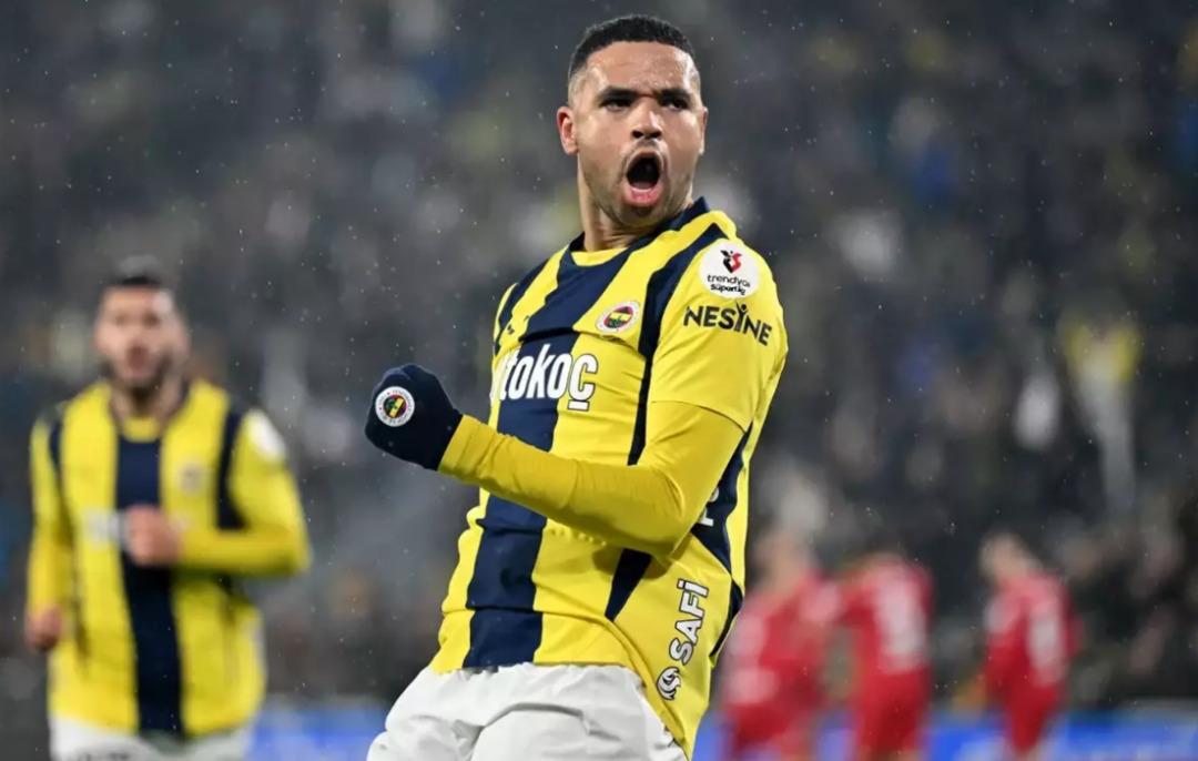 Hayranlar sabırsızlıkla bekliyordu! Lewandowski'nin F.Bahçe 3'e transfer yanıtı