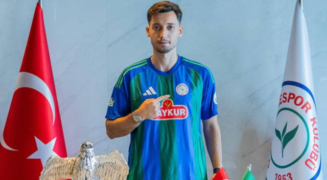 Beşiktaş’ta Tayyip Talha Sanuç, Çaykur Rizespor’a transfer oldu